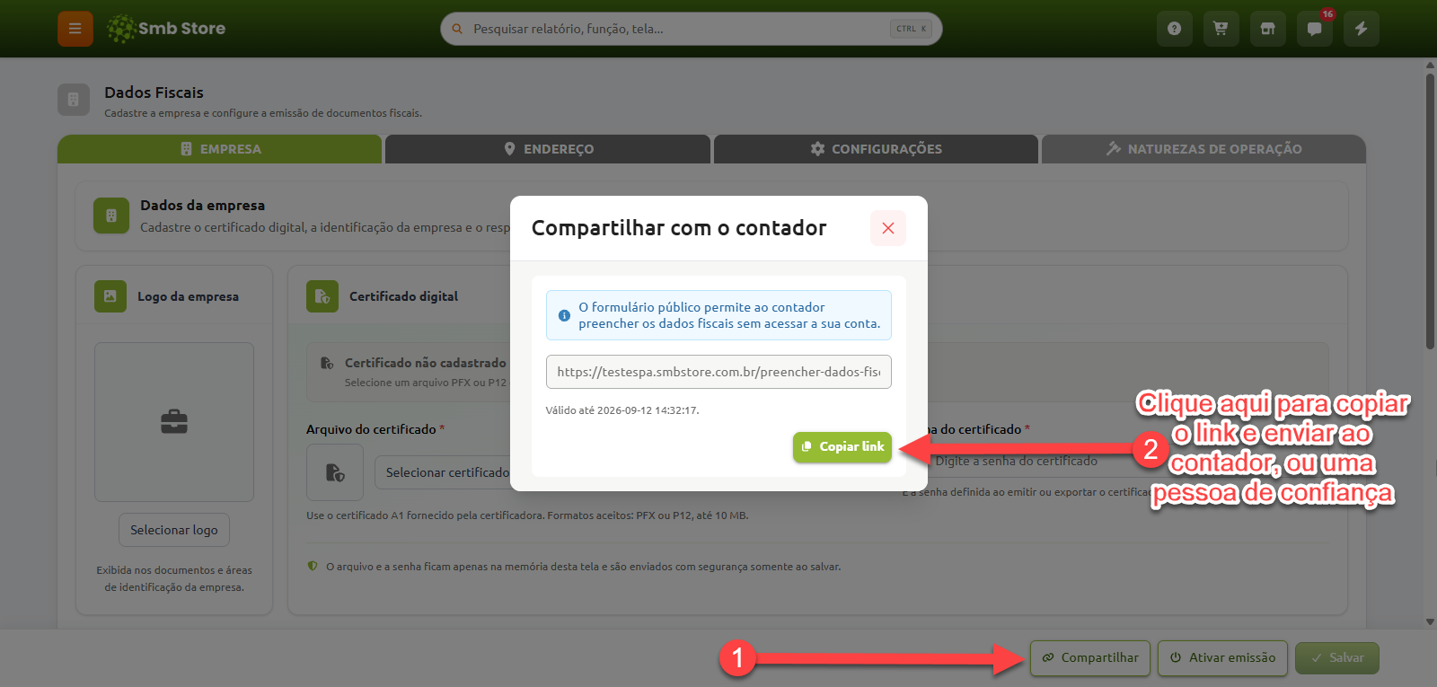 Tela de dados fiscais do sistema Smb Store com instruções em duas etapas para compartilhar o formulário com o contador: a primeira indica o botão Compartilhar no rodapé e a segunda indica a opção Copiar link na janela suspensa.