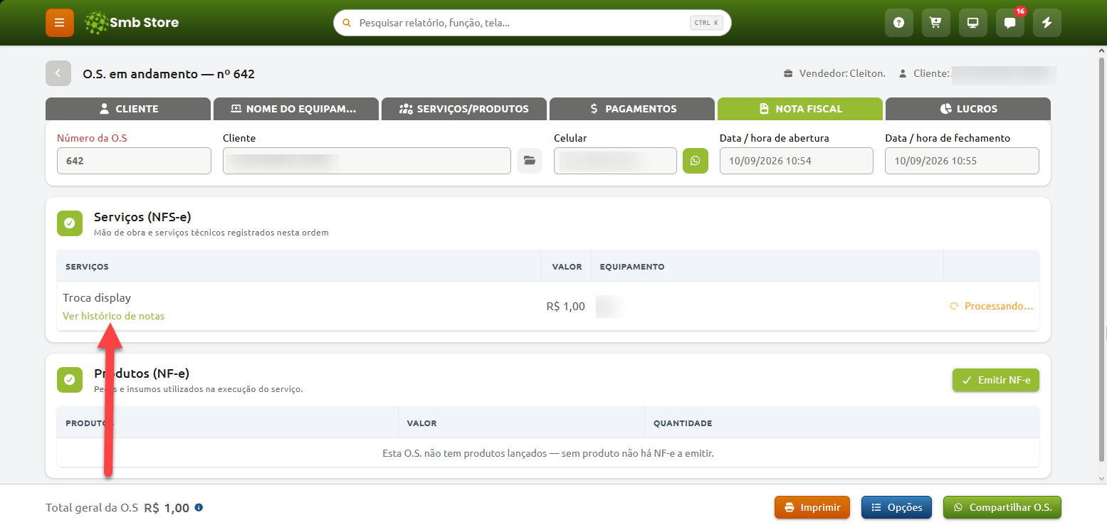 Tela de detalhes da ordem de serviço no sistema Smb Store, exibindo a aba de Nota Fiscal com uma seta vermelha apontando para o link "Ver histórico de notas" na seção de serviços.