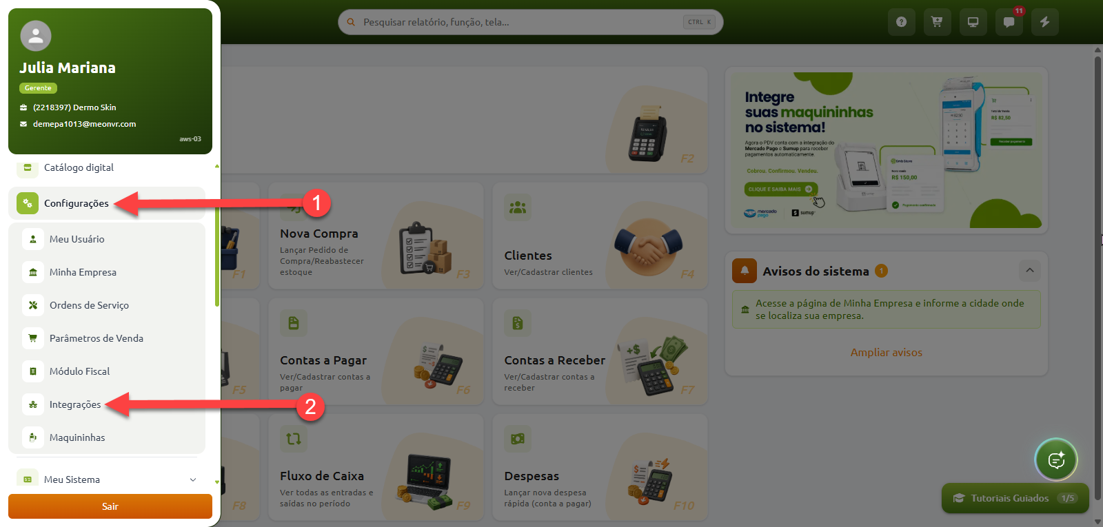 Painel do sistema com menu lateral aberto, indicando o caminho de navegação ao selecionar primeiro "Configurações" e depois "Integrações".